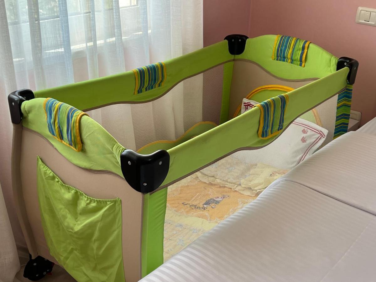 Freskia Golem Apartment *